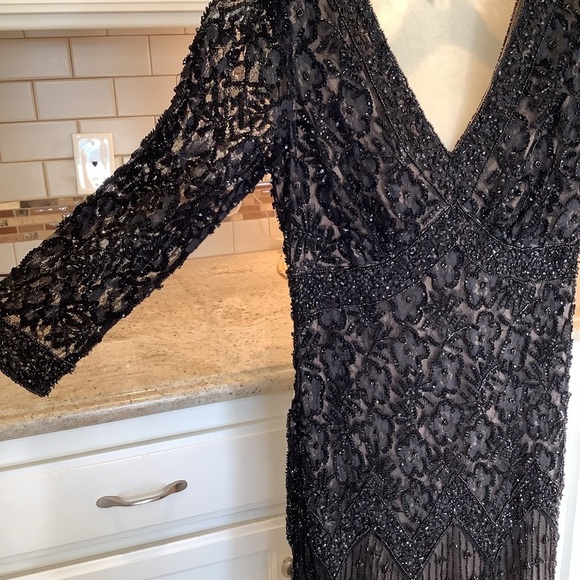 Pisarro Nights Black Beaded Gown Size 2 - Picture 5 of 12